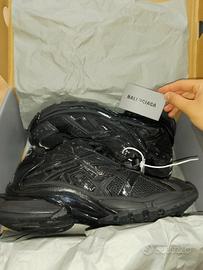 scarpe Balenciaga runner n.46 nuove