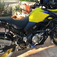 Suzuki v strom 650 xt 2021