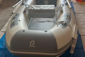 GOMMONE ZODIAC CADET270 ALU con motore MERCURY3,5