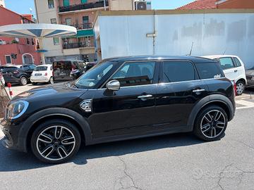 Mini Cooper Countryman 1.5 Allestimento JCW totale