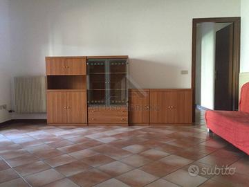 Appartamento di 74 m² con 2 locali e box auto a Lo