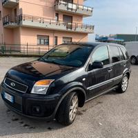 Ford Fusion GPL/Benzina