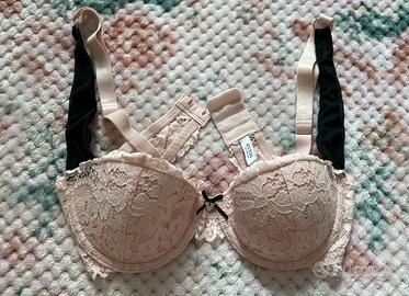 Intimo pezzo sopra Guess Los Angeles Nuovo.