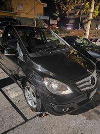 Classe B Mercedes 2011 benzina - metano