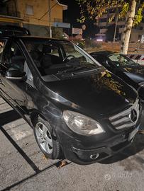 Classe B Mercedes 2011 benzina - metano