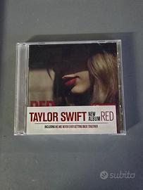 TAYLOR SWIFT