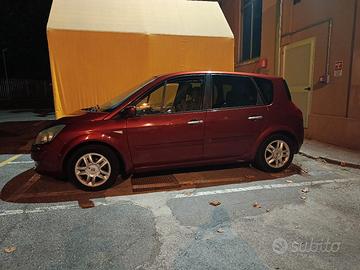 Renault Scenic II serie 1.5 diesel anno 2008