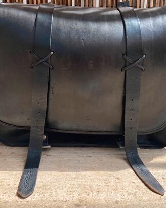 Borsa laterale in cuoio da moto