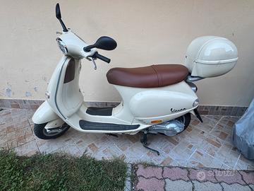 Vespa 125 et4 anno 2001