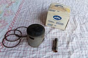 pistone KTM 175