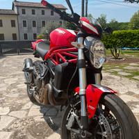 Ducati monster stripe 821