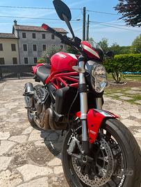 Ducati monster stripe 821