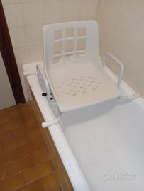 Sedile girevole per vasca da bagno per anziani