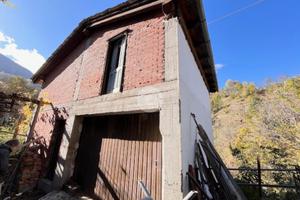 CASA INDIPENDENTE A INTROD