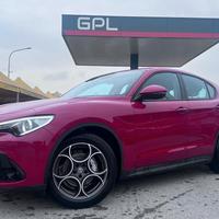 Alfa Romeo Stelvio 2.2 Turbodiesel 150 CV AT8 RWD 