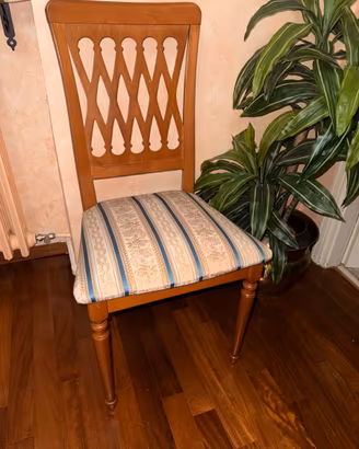 5 sedie in legno con seduta imbottita