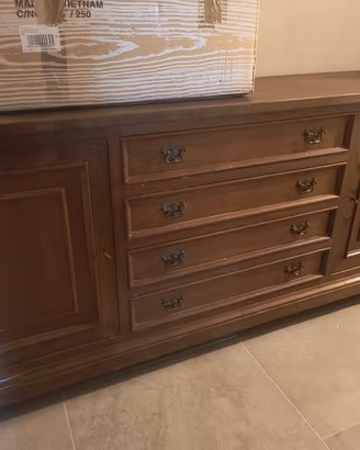 credenza bassa (buffet) con ante e cassetti