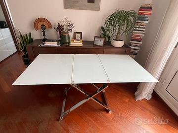 Tavolo regolabile vetro e acciaio