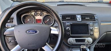 Auto ford kuga