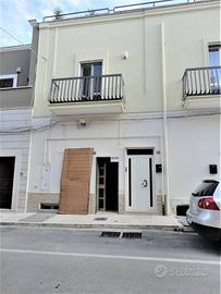 Appartamento di 120 m² con 3 locali a Montemesola