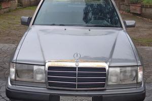 MERCEDES W124 200E BERLINA 1992 FASCIONATA