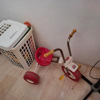 giocattoli, cyclette e altro