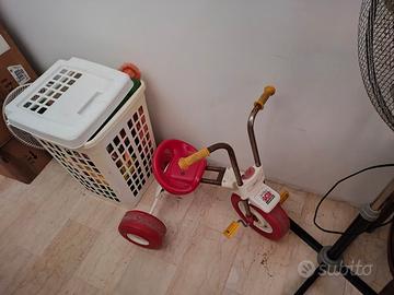 giocattoli, cyclette e altro