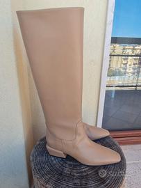 stivali al ginocchio numero 37