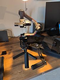 Stabilizzatore DJI Ronin Rs 3 pro + accessori