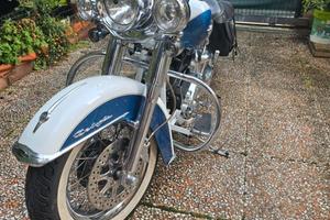 HARLEY DAVIDSON SOFTAIL DELUXE