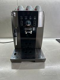 Macchina caffè Magnifica S De Longhi