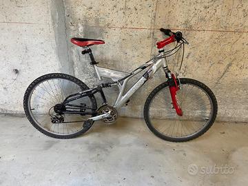 Bici esperia da 26”