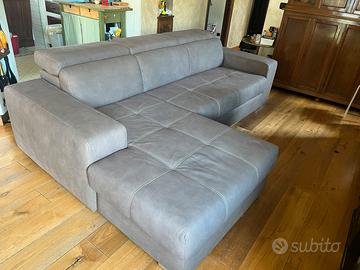 Divano letto con penisola
