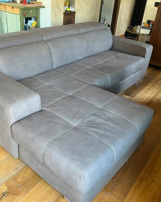 Divano letto con penisola