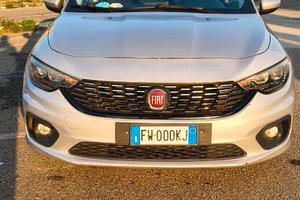 Fiat tipo hatchback 1.6 mjt 120cv s&s lounge