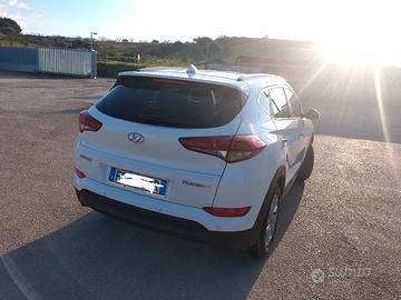 Tucson 1.7 CRDI 2016 Xpossible