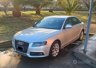 Audi A4 b8 2.0 TDI 143 CV del 2009