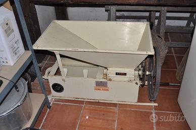 Pigiadiraspatrice manuale FIMA Modello Mini Tizia