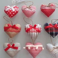 Decorazioni natalizie shabby cuori tessuto e pizzo