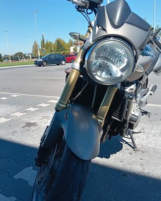 Hornet 600 cc anno 2006 color titanio 