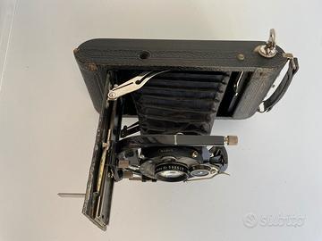 Antica macchina fotografica TedescaCompur