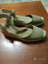 sandali nuovi numero  40