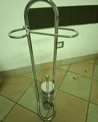 piantana per bagno con portarotolo
