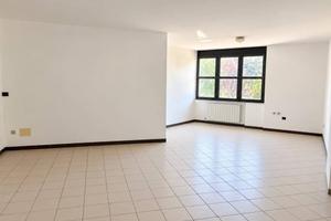 Immobile di 350 m² a Gianico