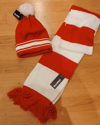 set tifoso sciarpa e capello nuovi rosso e bianco 