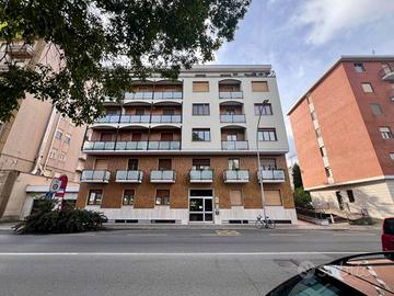 Ufficio a Biella, piazza San Paolo 2, 5 locali