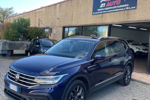 Volkswagen Tiguan 2.0 TDI 150 CV SCR DSG R-Line