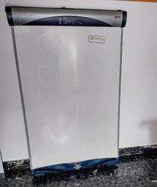 lavagna bianca magnetica per pennarelli.