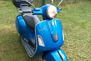 Piaggio Vespa 300 super
