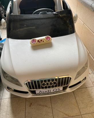 Babycar Audi q5 doppi comandi e 2 posti